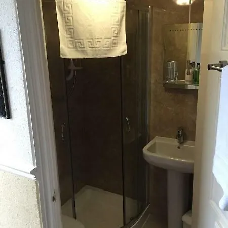 The Arches 3* Whitby