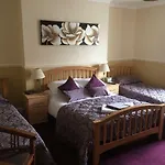 The Arches 3* Whitby