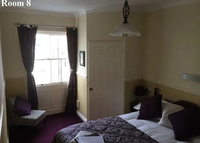 The Arches 3* 惠特比