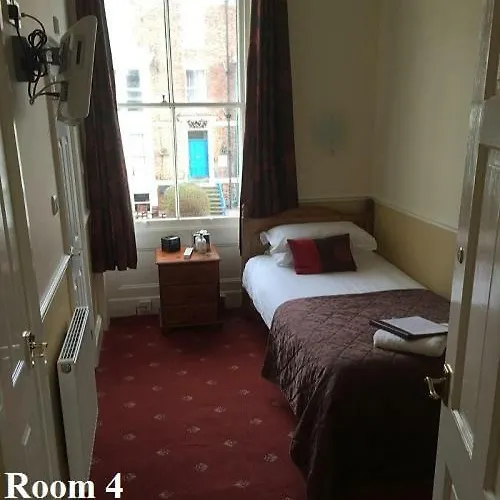 The Arches 3* 惠特比